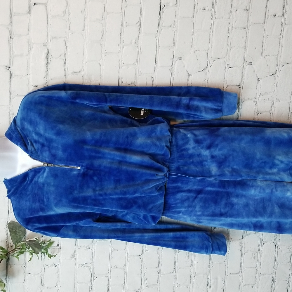 Jolie & Joy from ftc with love Sweat Suit in a Subtle Blue TieDye